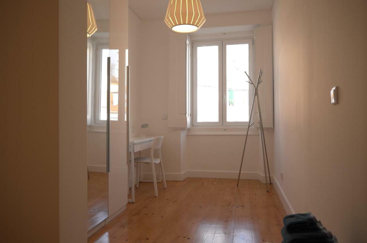 Ocean View Double Suite Paco de Arcos Exterior photo